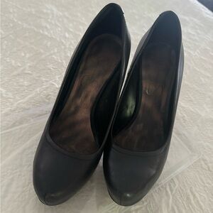 Jessica Simpson Black Heel